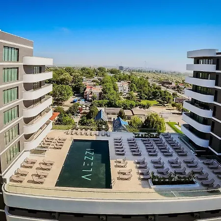 Yaya Pool And By Alezzi Odyssey * Mamaia