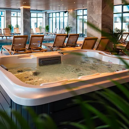 Yaya Pool&spa By Alezzi Odyssey Mamaia