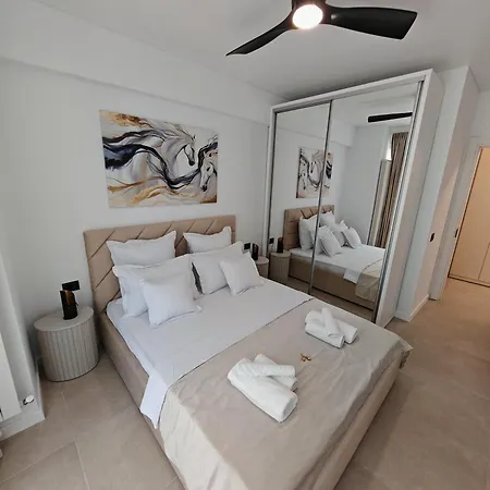 Yaya Pool And By Alezzi Odyssey