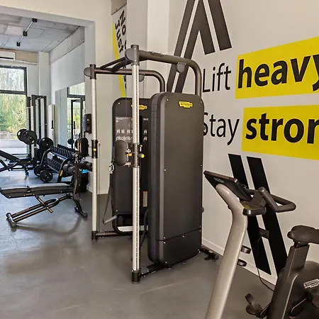 Yaya Pool And By Alezzi Odyssey * Mamaia