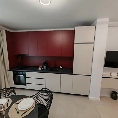 Yaya Pool And By Alezzi Odyssey Apartment