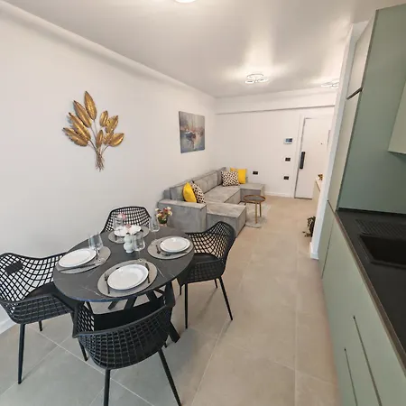 Yaya Pool&spa By Alezzi Odyssey Mamaia